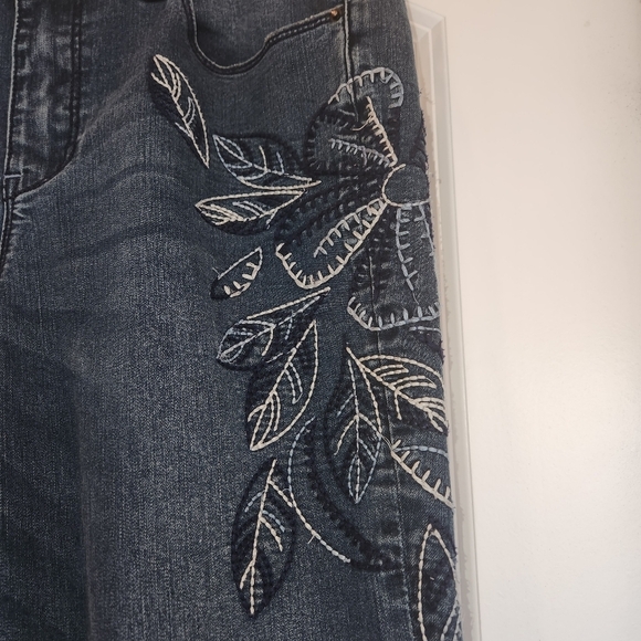 Nanette Lepore Embroidered Blue Jeans Size 8 High Rise Gramercy Skinny Distress - Picture 6 of 15